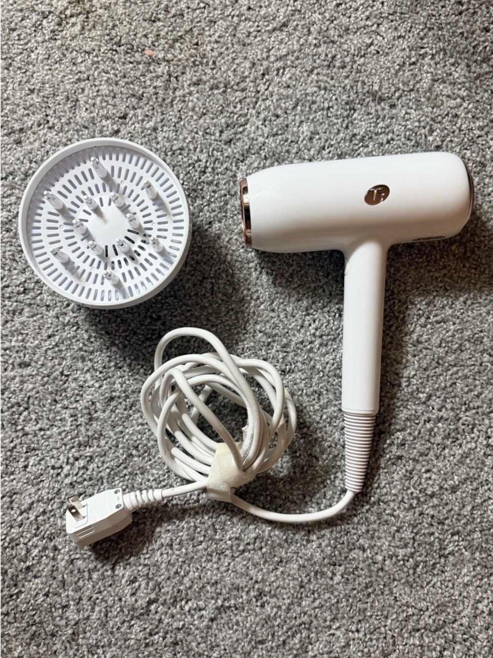 T3 Featherweight Professional Dryer
